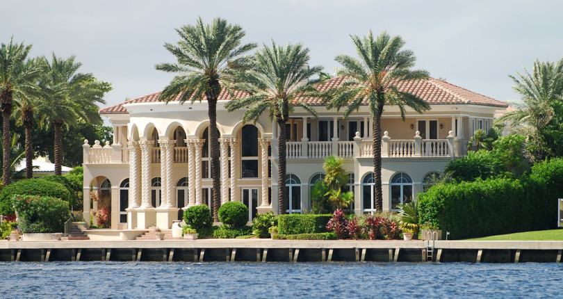 Top 20 Reasons to Visit & Buy in Palm Beach